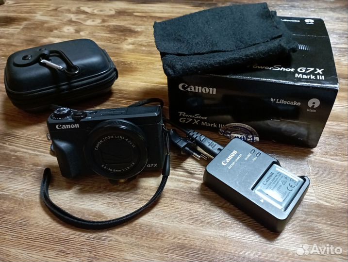 Камера Canon PowerShot G7X Mark iii