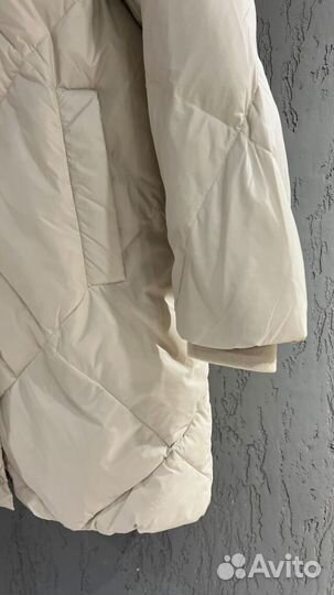 Удлиненный стеганый пуховик Max Mara с капюшоном (молочный)