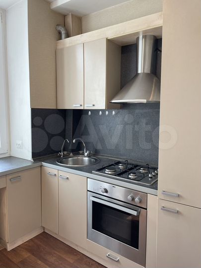 2-к. квартира, 60 м², 2/5 эт.
