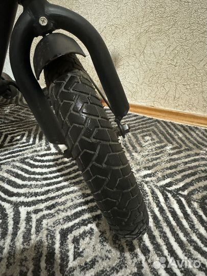 Детский велосипед четырехколесный