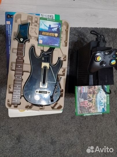 Xbox One + Guitar Hero Live
