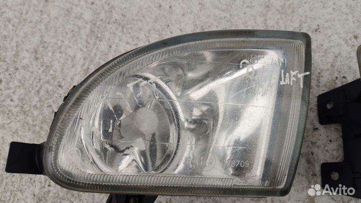 Противотуманная фара Nissan Primera P11. 99-02 г