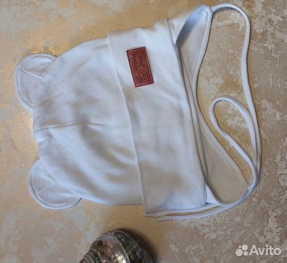 Шапочка и пинетки