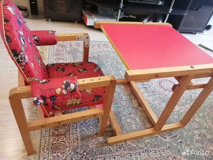 Детский стол и стул трансформер