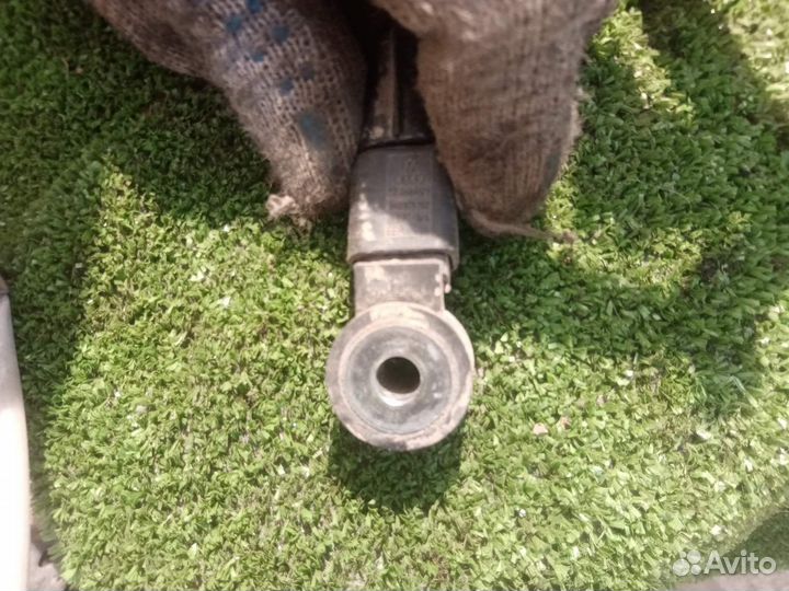 Датчик детонации Volkswagen Polo 5 (RUS) 1.6 cwvb