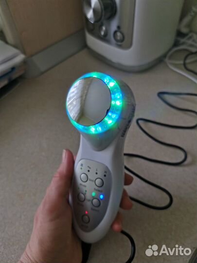 Светодиодный массажер для лица ультразвуковой