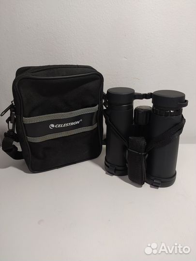 Бинокль Celestron Outland X 10x42