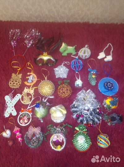 Игрушки на ёлку вязаные разные