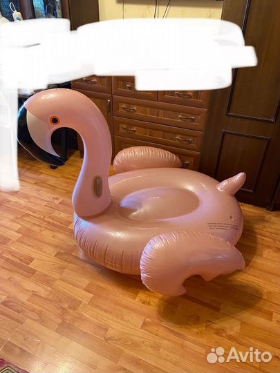Надувной фламинго