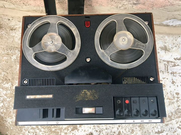 Катушечный магнитофон elfa Э-29