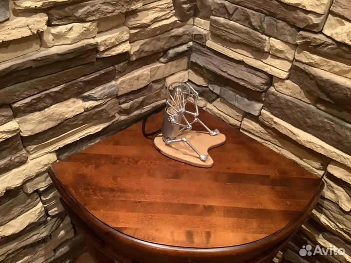 Настольный светильник в стиле лофт