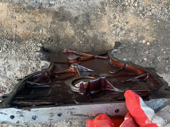 Крышка цепи грм lancer 10