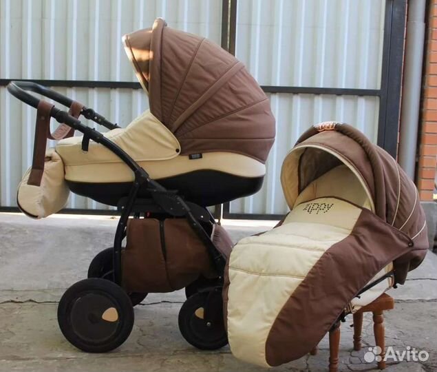 Коляска 3 в 1 tutis zippy