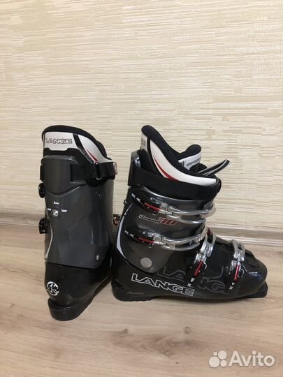 Горнолыжные ботинки lange