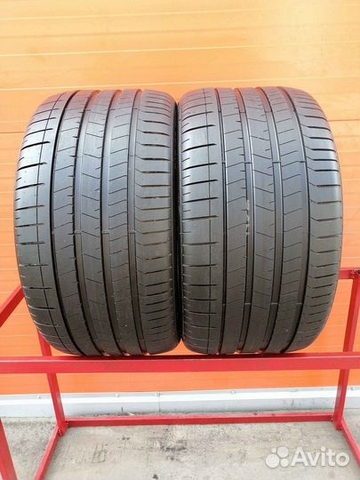 Pirelli P Zero PZ4 315/30 R21