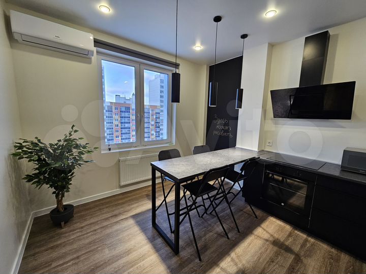 2-к. квартира, 44 м², 18/19 эт.