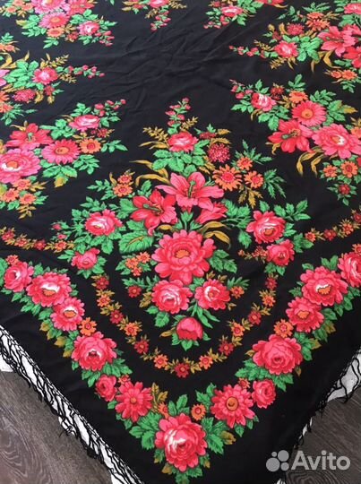 Павловопосадский платок шаль