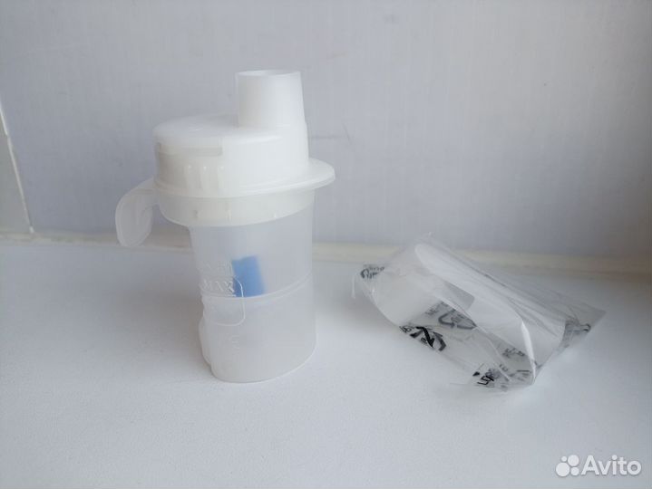 Небулайзер ингалятор компрессорный Omron NE-C24