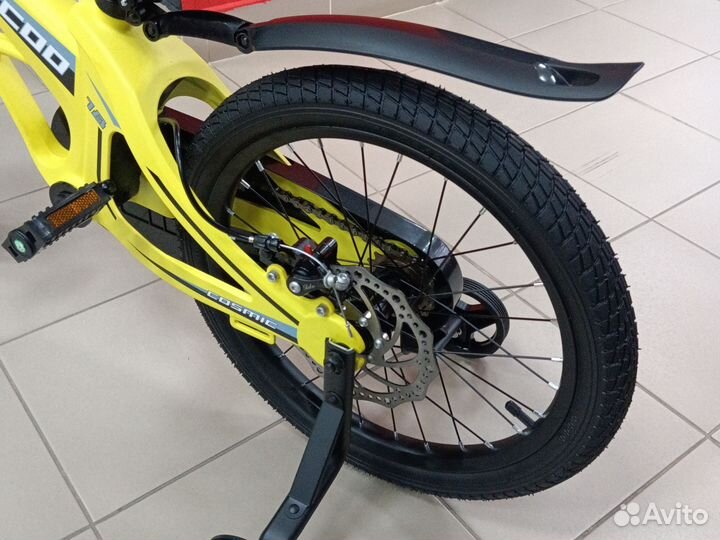 Велосипед 18 Maxiscoo Cosmic Стандарт жел.мат