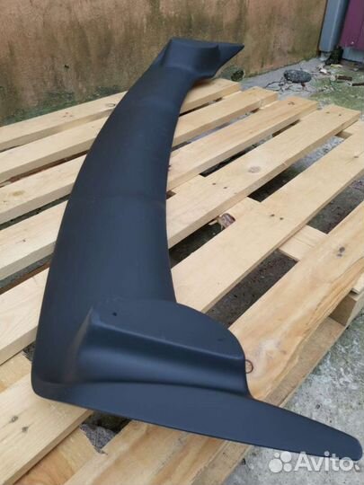 Спойлер митцубиси лансер10 материал стеклопластик