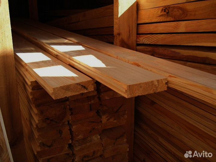 Строительство с досками из лиственницы