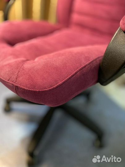 Компьютерное кресло