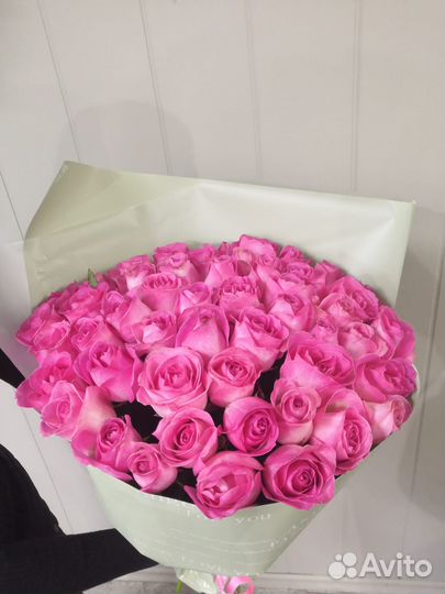 51 роза. 60см. Доставка