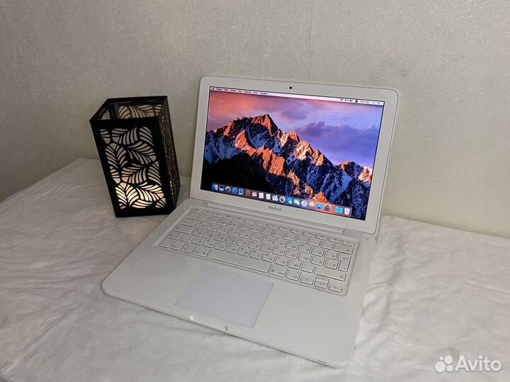 Apple MacBook 13 с SSD + Windows 7