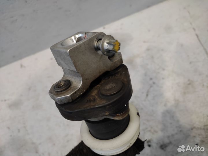 32306774108 Рулевой кардан верхний BMW X5 E70