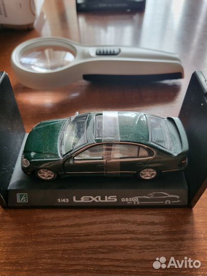 Модель автомобиля Hongwell 1:43