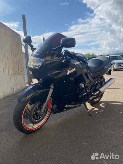 Kawasaki ZZR 400-2