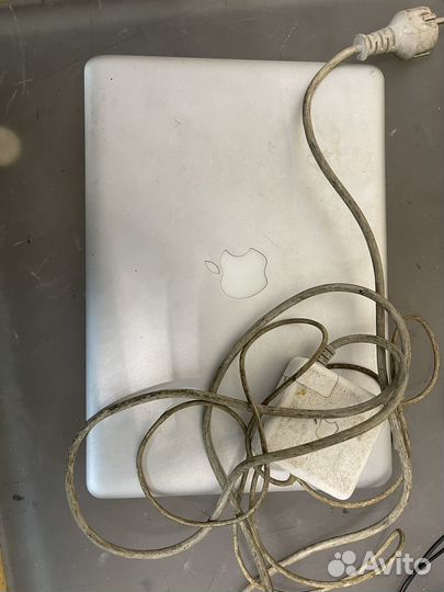 Разборка MacBook Pro 13 mid 2010