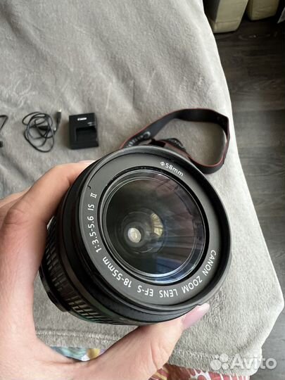Фотоаппарат Canon EOS 1100D Kit EF-S 18-55mm f