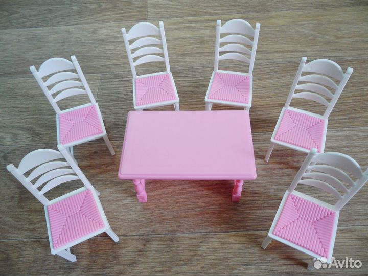 Игрушечная мебель
