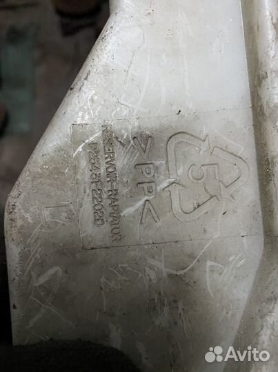 Расширительный бочек Hyundai accent x3