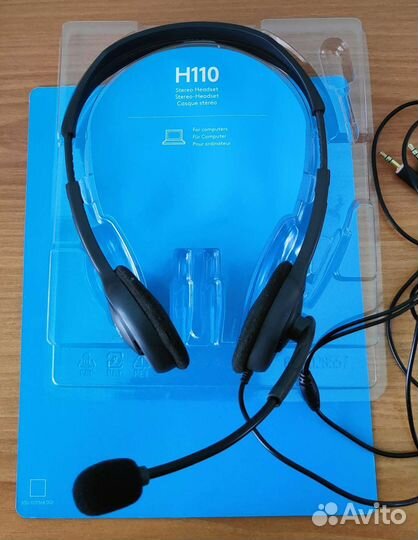 Проводные наушники Logitech с микрофоном