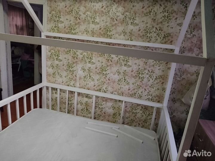 Кровать от 3 лет домик