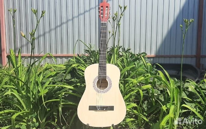 Новая гитара классика