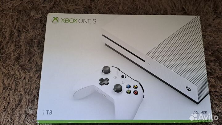 Xbox One s (с дисками)
