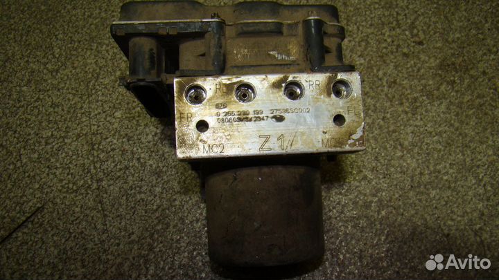 Блок ABS (насос) Subaru Forester III (SH) 2009-20