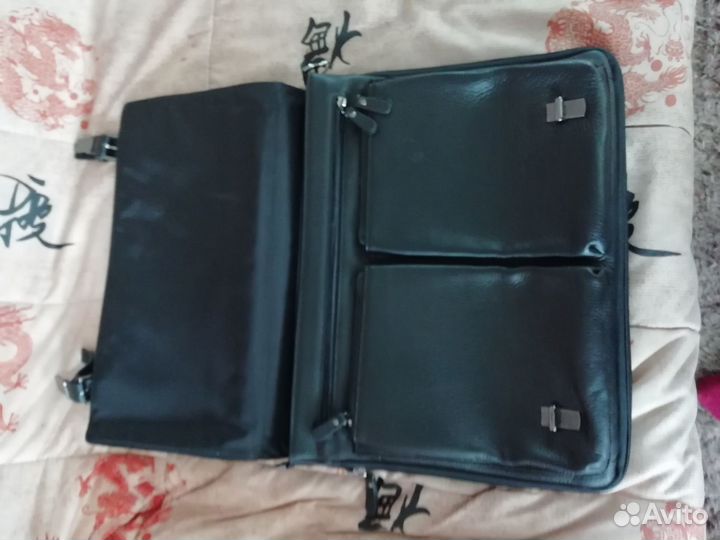 Мужской кожаный портфель новый