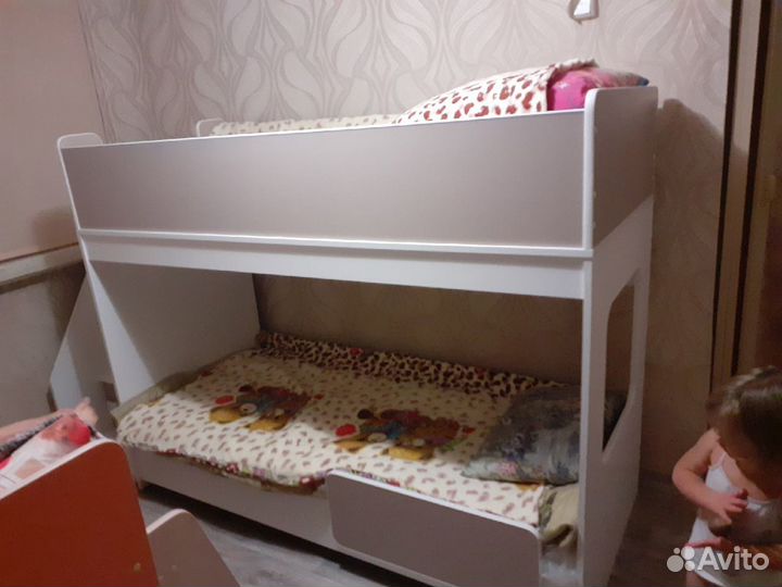 Детская кровать двухъярусная