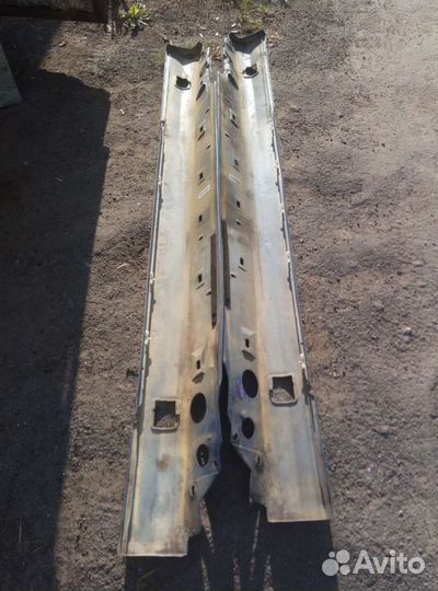 Накладки мерседес w208