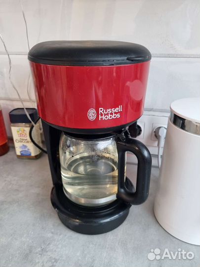 Кофеварка капельная Russell Hobbs