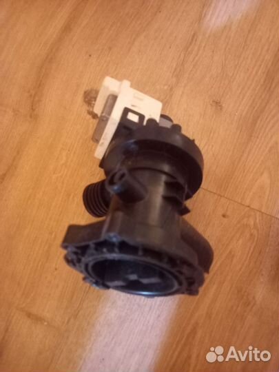 Продам запчасти на машмнку