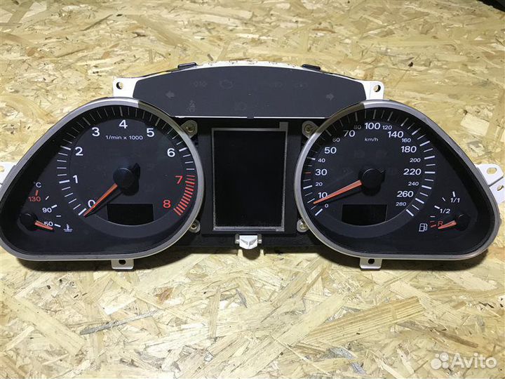 Панель приборов Audi A6 C6 2005