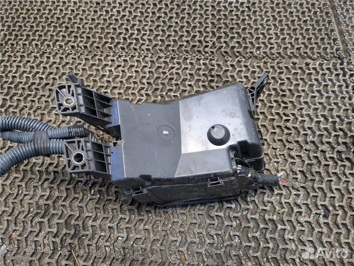 Блок предохранителей Toyota RAV 4, 2006