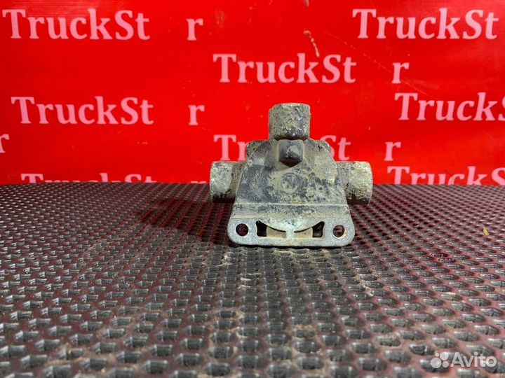 Клапан ускорительный Daf XF106