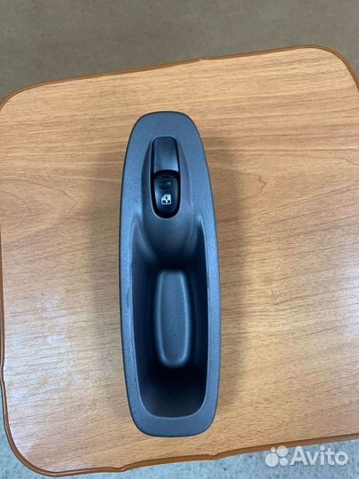 Кнопки центральной панели Хендай Акцент