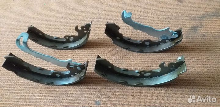 Тормозные колодки ford focus 1 заднии комплект